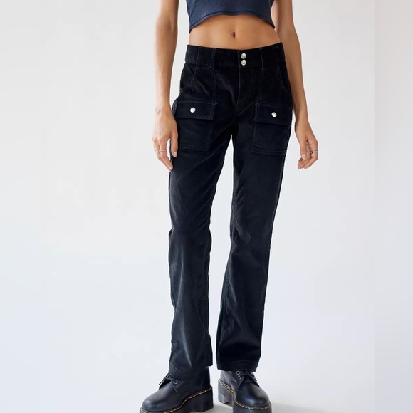 BDG Urban Outfitters Black Lucille Corduroy Cargo Straight Leg Pant Size 8 - Picture 1 of 10